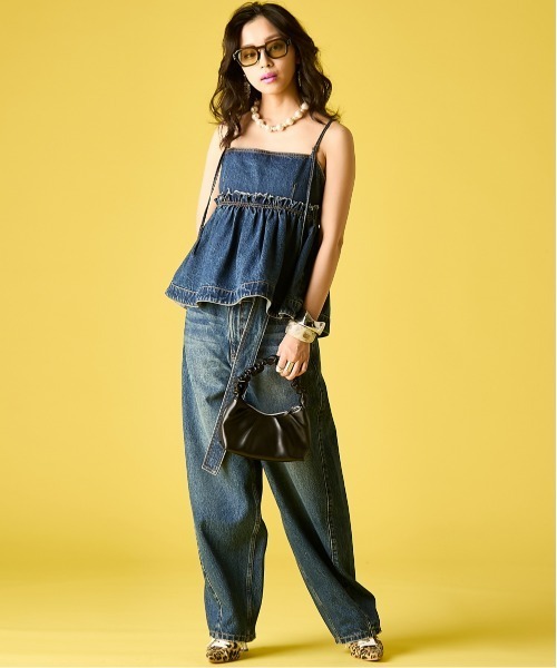 GEVS.(ジェイヴィス)の「綿100%バレルレッグデニムパンツ(共布ベルト付)<大きいサイズ有>GEVS.(デニムパンツ・レディース・ネイビー系/ブルー系・68/70/73/76/84/80/88/92/96/98/106)」の4枚目の写真