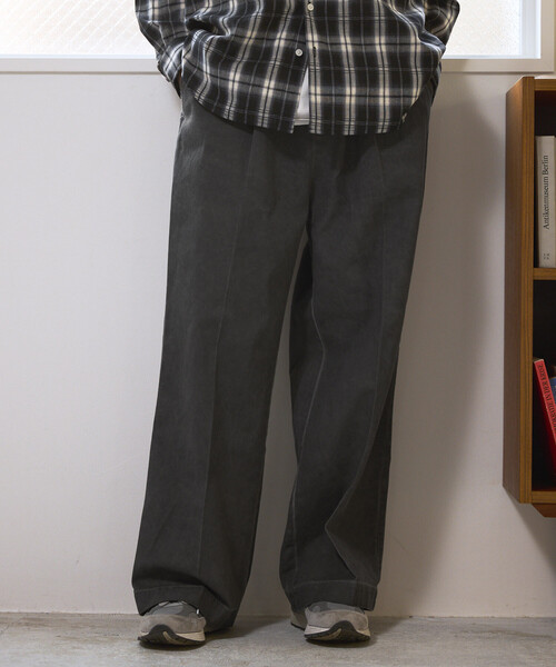 Firsthand(ファーストハンド)の「Firsthand/ファーストハンド フェード加工 コットン タック ワイドパンツ(その他パンツ・メンズ・ブラック/ベージュ・MEDIUM/LARGE)」の3枚目の写真