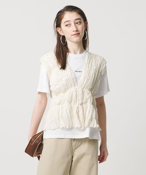 UNITED ARROWS(ユナイテッドアローズ)の「シャーリング フリル ベスト(ベスト・レディース・ブラック/ナチュラル・FREE)」の21枚目の写真