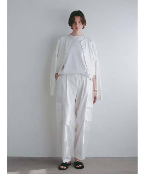 HER.（ハー）の「ショートカーディガン（ニット/セーター・レディース・ブラック/オフホワイト・フリー）」の4枚目の写真