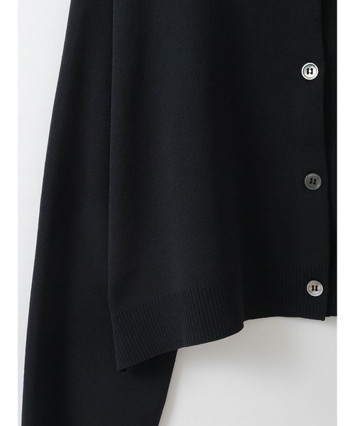 HER.（ハー）の「ショートカーディガン（ニット/セーター・レディース・ブラック/オフホワイト・フリー）」の17枚目の写真