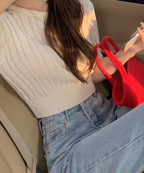 GLAMOROUS JANE(グラマラスジェーン)の「バックリボンケーブル編みクロップド丈半袖ニット(ニット/セーター・レディース・ホワイト/ピンク・FREE)」の8枚目の写真