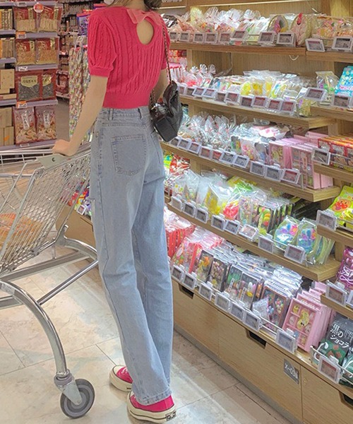 GLAMOROUS JANE(グラマラスジェーン)の「バックリボンケーブル編みクロップド丈半袖ニット(ニット/セーター・レディース・ホワイト/ピンク・FREE)」の16枚目の写真