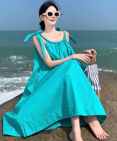 Ritzy(リッツィー)の「ターコイズブルーのキャミワンピース(ワンピース・レディース・ブルー・M/S)」の13枚目の写真