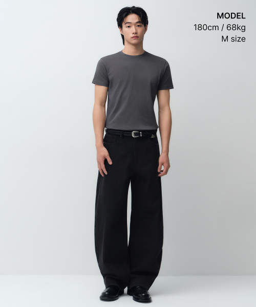 MUSINSA STANDARD（ムシンサスタンダード）の「スリムクルーネックTシャツ[ガンメタル]（Tシャツ/カットソー・メンズ・その他・SMALL/MEDIUM/LARGE/X-LARGE/2XL/3XL）」の2枚目の写真