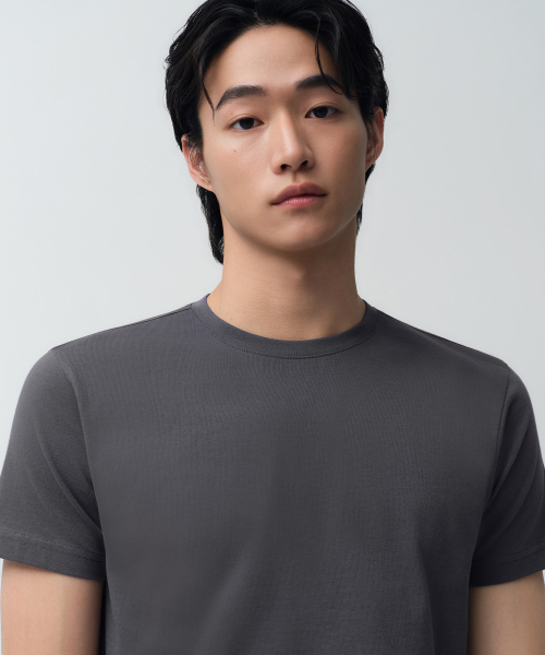 MUSINSA STANDARD（ムシンサスタンダード）の「スリムクルーネックTシャツ[ガンメタル]（Tシャツ/カットソー・メンズ・その他・SMALL/MEDIUM/LARGE/X-LARGE/2XL/3XL）」の4枚目の写真