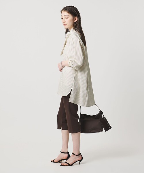UNITED ARROWS(ユナイテッドアローズ)の「リボン ボウタイ チュニック シャツ(シャツ/ブラウス・レディース・オフホワイト/ライトブルー/その他1・FREE)」の11枚目の写真