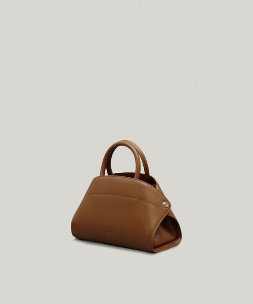 Atelier de Lumen(アトリエドルメン)の「【ATELIER DE LUMEN】NADEL MINI BAG(ハンドバッグ・レディース・キャメル/ブラック・FREE)」の13枚目の写真