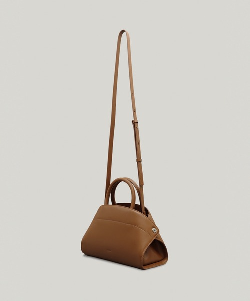 Atelier de Lumen(アトリエドルメン)の「【ATELIER DE LUMEN】NADEL MINI BAG(ハンドバッグ・レディース・キャメル/ブラック・FREE)」の4枚目の写真