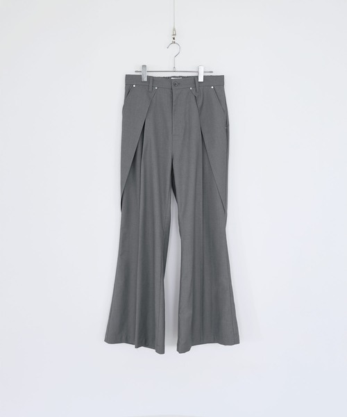 SOCCE(ソーシー)の「レイヤードラップTRフレアスラックス(スラックス・メンズ・ブラック/グレー・L/M/S/XL)」の10枚目の写真