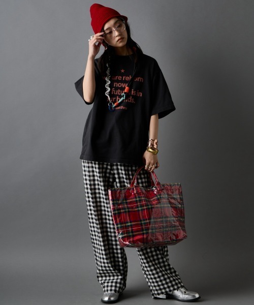 GEVS.(ジェイヴィス)の「綿100%ピグメント染バックプリントTシャツ<大きいサイズ有>GEVS.(Tシャツ/カットソー・レディース・スミクロ/イエロー・3L/LL/L/M/5L/4L)」の9枚目の写真