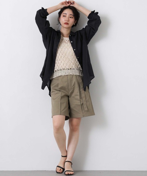 Gready Brilliant(グレディブリリアン)の「ラミー後スリットシャツ(シャツ/ブラウス・レディース・ベージュ/レッド/チャコールグレー/オフホワイト/サックスブルー/ブラウン・38)」の7枚目の写真