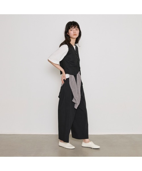 COMMON+HAUS(コモンハウス)の「綿混クロップドタックワイドパンツ(その他パンツ・レディース・グレー/セージグリーン/ブラック・S/M/L)」の9枚目の写真