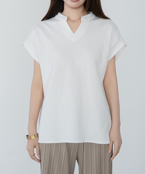 by LEGNA(バイレグナ)の「キーネックフレンチスリーブカットソー(Tシャツ/カットソー・レディース・ホワイト/チャコール/モカ/杢グレー/ブラック・MEDIUM/LARGE)」の6枚目の写真