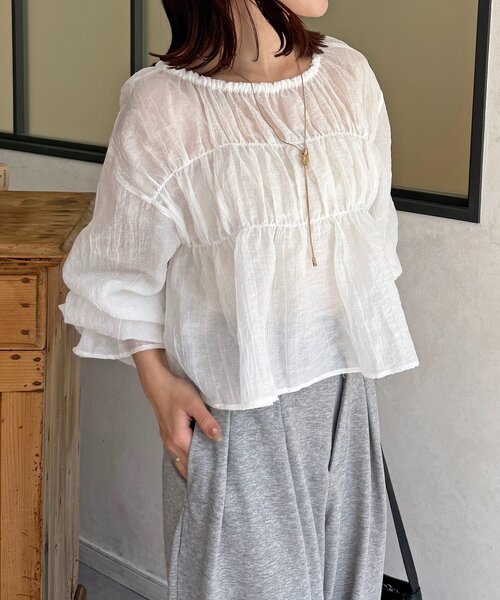 Thevon(ゼボン)の「楊柳リボンシャーリングシアーブラウス(シャツ/ブラウス・レディース・オフホワイト/アイボリー/ブラック/サックスブルー・FREE)」の12枚目の写真