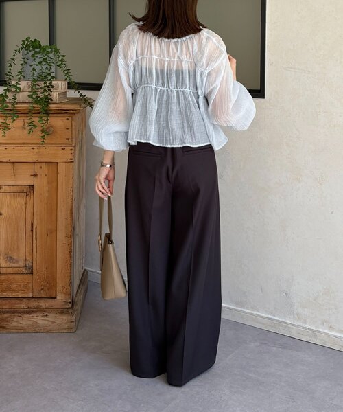 Thevon(ゼボン)の「楊柳リボンシャーリングシアーブラウス(シャツ/ブラウス・レディース・オフホワイト/アイボリー/ブラック/サックスブルー・FREE)」の8枚目の写真