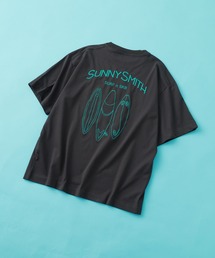 Sunny Smirh サーフボードイラストロゴ両面刺繍Tシャツ 半袖