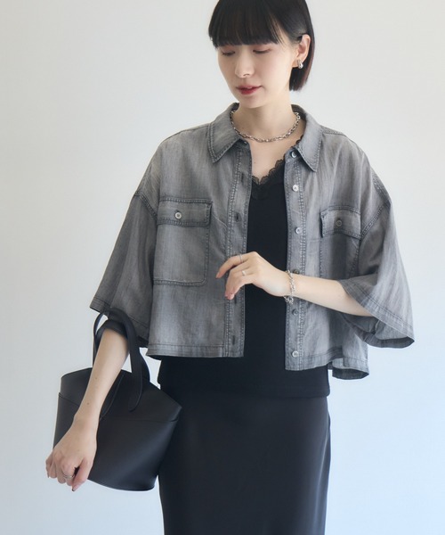 Paradise Picnic(パラダイスピクニック)の「Dignite Collierシアー半袖デニムシャツ(シャツ/ブラウス・レディース・ライトブルー/ブルー/ブラック・FREE)」の2枚目の写真