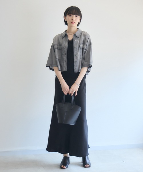 Paradise Picnic(パラダイスピクニック)の「Dignite Collierシアー半袖デニムシャツ(シャツ/ブラウス・レディース・ライトブルー/ブルー/ブラック・FREE)」の6枚目の写真