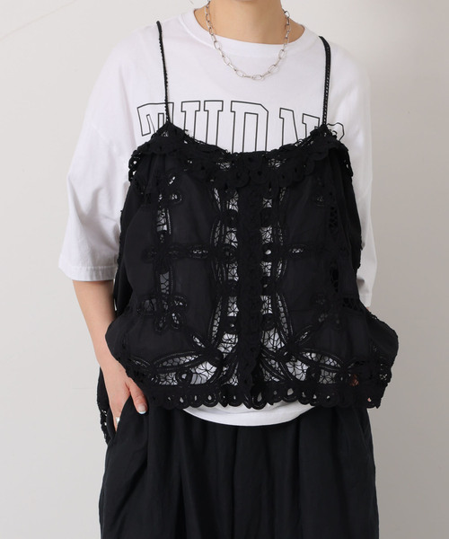 JOURNAL STANDARD LUXE(ジャーナルスタンダード ラックス)の「《追加3》バテンレース キャミブラウス(シャツ/ブラウス・レディース・ホワイト/ブラック・FREE)」の4枚目の写真