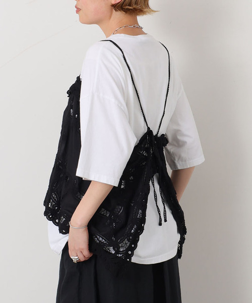 JOURNAL STANDARD LUXE(ジャーナルスタンダード ラックス)の「《追加3》バテンレース キャミブラウス(シャツ/ブラウス・レディース・ホワイト/ブラック・FREE)」の5枚目の写真