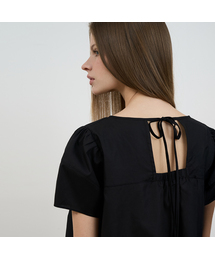 Volume Shirring Blouse [Black]