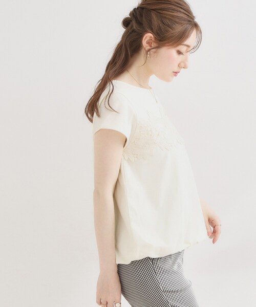 couture brooch(クチュールブローチ)の「【UVカット・接触冷感・洗える】レース バルーントップス(Tシャツ/カットソー・レディース・ブラック/オフホワイト/ネイビー系4・36/38/40/42)」の10枚目の写真