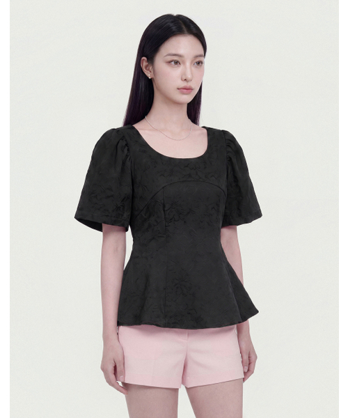 GIEMAR(ジエマル)の「ミューズフレアブラウス ブラック(シャツ/ブラウス・レディース・その他・SMALL/MEDIUM)」の2枚目の写真