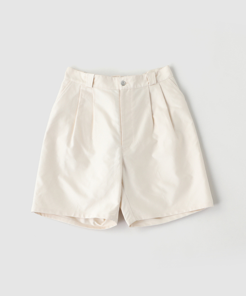 EDIFICE(エディフィス)の「ETS.MATERIAUX(マテリオ) FRENCHWORK SHORTS(その他パンツ・メンズ・アイボリー・MEDIUM/LARGE)」の1枚目の写真