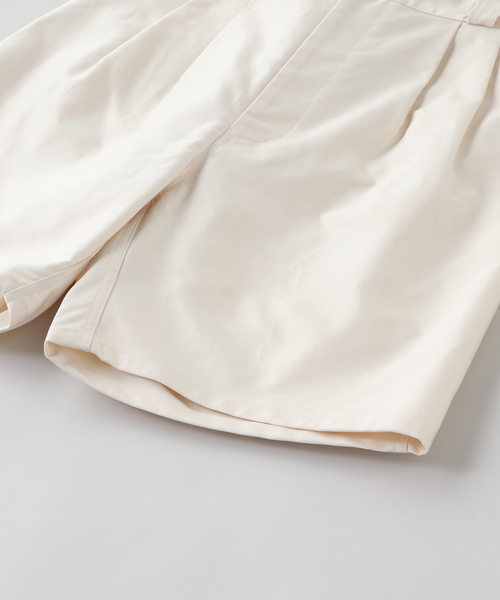 EDIFICE(エディフィス)の「ETS.MATERIAUX(マテリオ) FRENCHWORK SHORTS(その他パンツ・メンズ・アイボリー・MEDIUM/LARGE)」の4枚目の写真