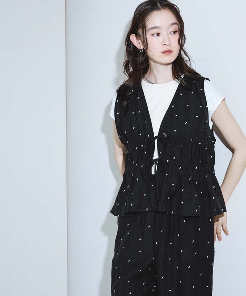 LAKOLE（ラコレ）の「＜接触冷感＞ドット刺繍ビスチェ / 848938（その他トップス・レディース・ブルー/ブラック/アイボリー・FREE）」の5枚目の写真
