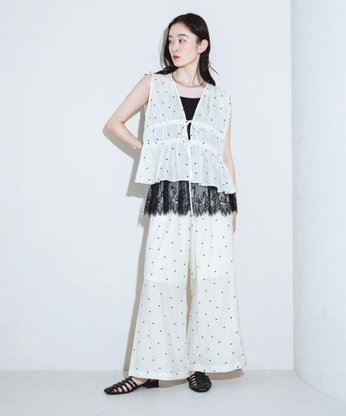 LAKOLE(ラコレ)の「<接触冷感>ドット刺繍ビスチェ / 848938(その他トップス・レディース・ブルー/ブラック/アイボリー・FREE)」の4枚目の写真