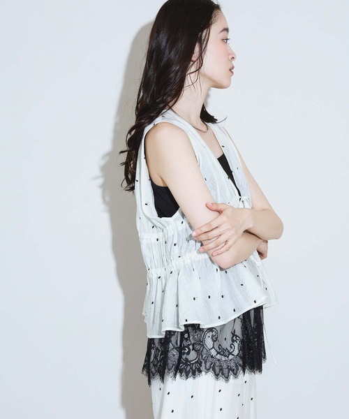 LAKOLE(ラコレ)の「<接触冷感>ドット刺繍ビスチェ / 848938(その他トップス・レディース・ブルー/ブラック/アイボリー・FREE)」の5枚目の写真