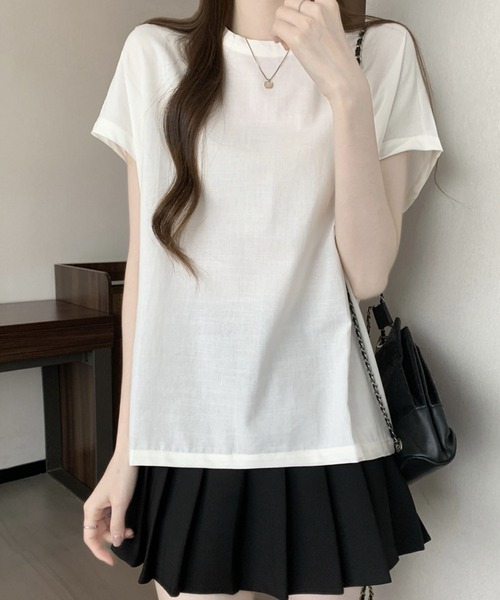 2ly2(トゥーリートゥー)の「フレンチスリーブTシャツ 無地 半袖 ゆったり シンプル(シャツ/ブラウス・レディース・ブラック/ホワイト・FREE)」の16枚目の写真