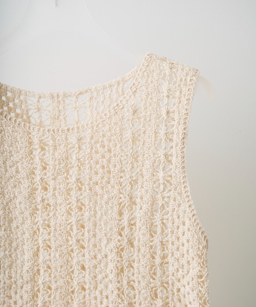 Crisp(クリスプ)の「flower crochet fringe tops / フラワークロシェフリンジトップス(ベスト・レディース・ナチュラル・FREE)」の12枚目の写真