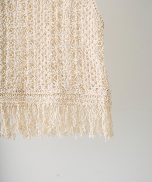 Crisp(クリスプ)の「flower crochet fringe tops / フラワークロシェフリンジトップス(ベスト・レディース・ナチュラル・FREE)」の13枚目の写真