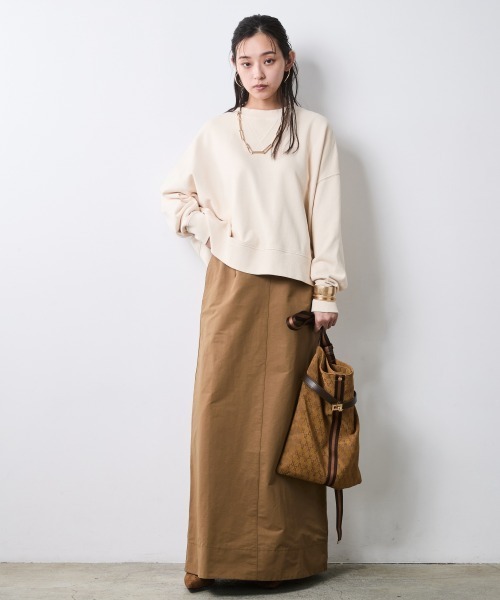 CHIC STYLE(シックスタイル)の「ワイドシルエットクルーネックスウェット<大きいサイズ有>シックスタイル(スウェット・レディース・ライトピンク/スミクロ/アイボリー・M/5L/4L/3L/LL/L)」の15枚目の写真