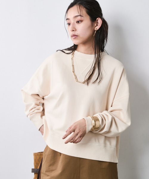CHIC STYLE(シックスタイル)の「ワイドシルエットクルーネックスウェット<大きいサイズ有>シックスタイル(スウェット・レディース・ライトピンク/スミクロ/アイボリー・M/5L/4L/3L/LL/L)」の17枚目の写真