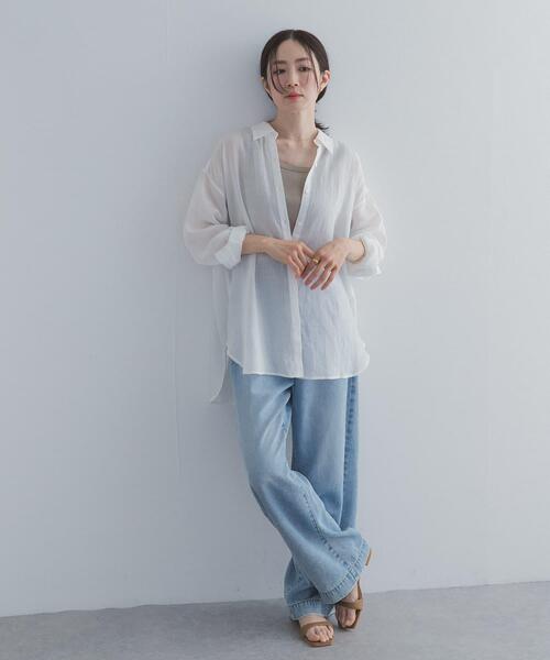 URBAN RESEARCH DOORS(アーバンリサーチドアーズ)の「ラミー混ルーズシャツ(シャツ/ブラウス・レディース・ライトブルー/チャコールグレー/イエロー/オフホワイト・FREE)」の11枚目の写真
