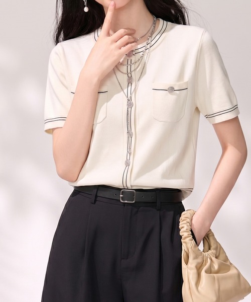 LUCPY(ラクピー)の「配色ラインニットカーディガン(カーディガン/ボレロ・レディース・ホワイト・MEDIUM/SMALL/X-LARGE/LARGE)」の6枚目の写真