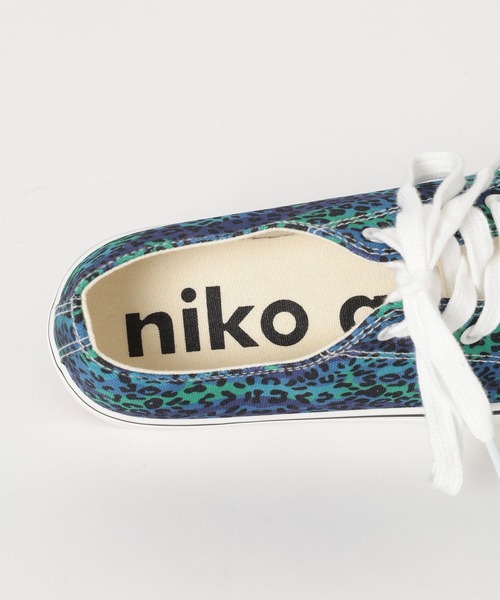 niko and...(ニコアンド)の「クラシック スニーカー(スニーカー・レディース・ブルー/アイボリー/レッド・MEDIUM/SMALL/LARGE)」の20枚目の写真
