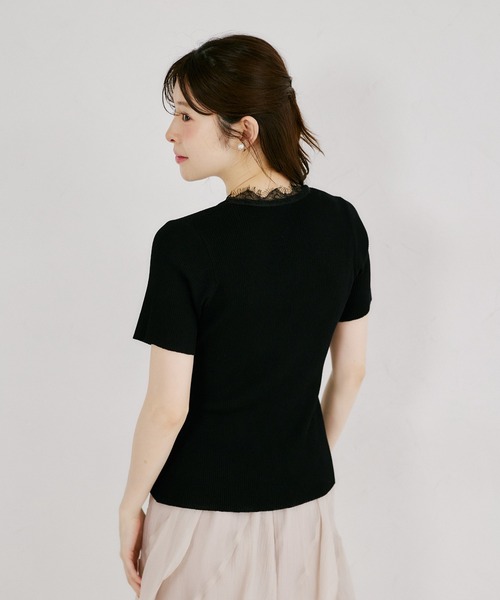 tocco closet(トッコ クローゼット)の「フロントパール付きレース装飾カーディガン風リブニットプルオーバー(ニット/セーター・レディース・モカ/ブラック/ピンクベージュ・M)」の18枚目の写真