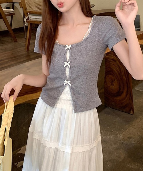 Nia(ニア)の「Nia(ニア)/レースレイヤードリボントップス(Tシャツ/カットソー・レディース・ブルー/グレー・MEDIUM/SMALL)」の8枚目の写真