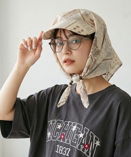 CRB（シーアールビー）の「柄サンシェードキャップ（キャップ・レディース・アイボリー/ブラウン/マルチ・F）」の2枚目の写真