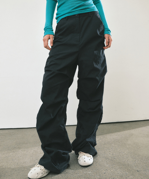NICK&NICOLE(ニックアンドニコール)の「NICOLE シャーリングパンツ ブラック(その他パンツ・レディース・その他・SMALL/MEDIUM/LARGE)」の2枚目の写真