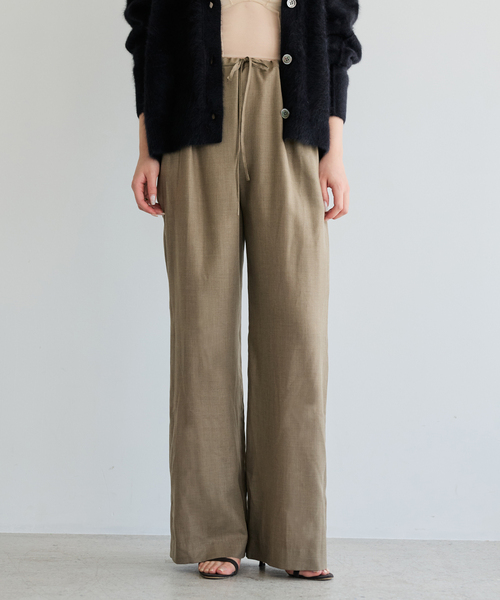 IENA LA BOUCLE(イエナラブークル)の「IENA LA BOUCLE CU/PLソフトビエライージースラックス(その他パンツ・レディース・ベージュ/グレー・38/36)」の2枚目の写真