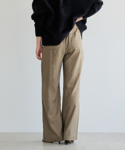 IENA LA BOUCLE(イエナラブークル)の「IENA LA BOUCLE CU/PLソフトビエライージースラックス(その他パンツ・レディース・ベージュ/グレー・38/36)」の11枚目の写真