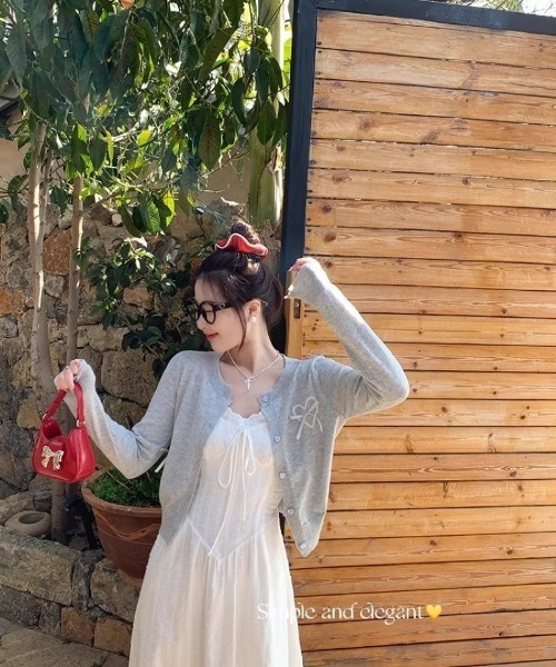 Ritzy（リッツィー）の「ハートリボン刺繍クロップドニットカーディガン（カーディガン/ボレロ・レディース・イエロー/グレー/レッド/ブルー・FREE）」の8枚目の写真