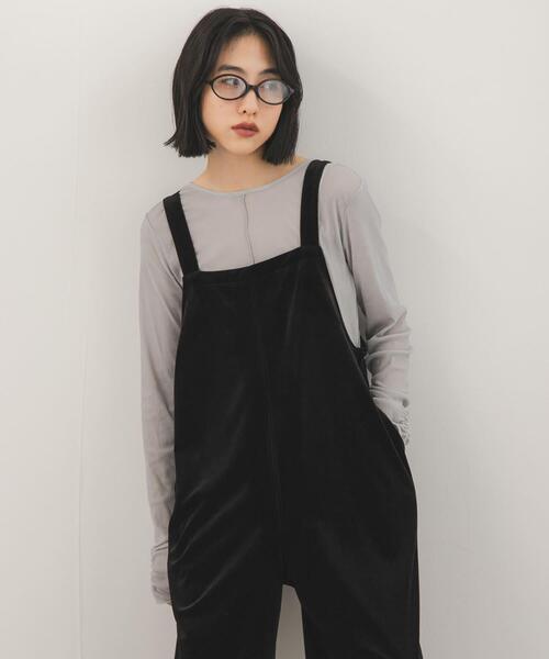 KBF（ケイビーエフ）の「ベロアサロペット（その他パンツ・レディース・ブラック/ブルー系その他/ブラック系その他・ONE）」の2枚目の写真