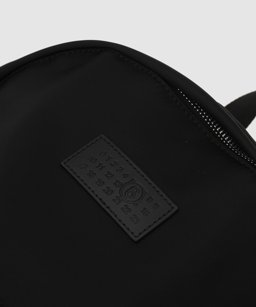 MM6 Maison Margiela（ｴﾑｴﾑｼｯｸｽ ﾒｿﾞﾝ ﾏﾙｼﾞｪﾗ）の「BACKPACK（バックパック/リュック・レディース・その他1・UNI）」の3枚目の写真